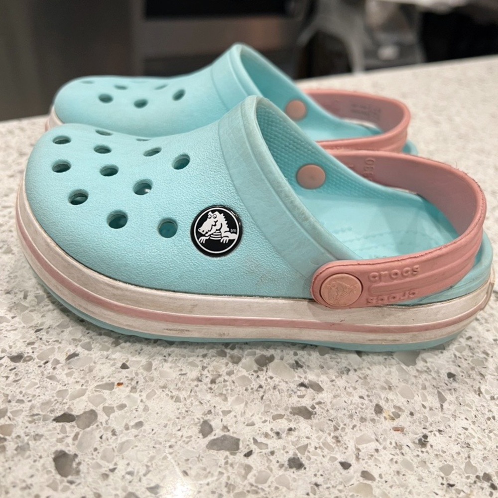 CROCS Toddler Kids Girls Sandals Size C9 - Preown